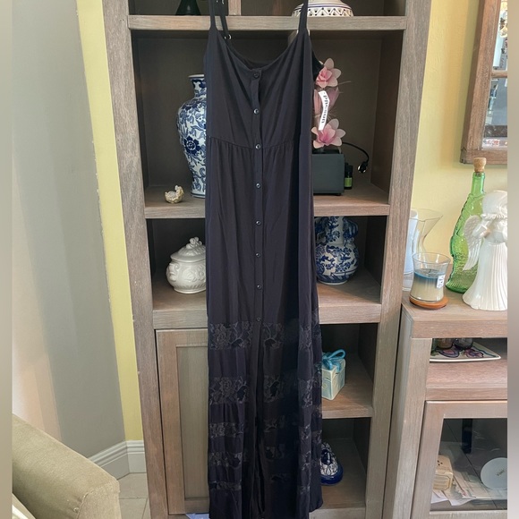NWT Volcom black lace trim button maxi dress - S - Picture 5 of 6
